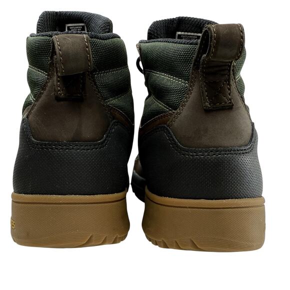 Shoes - Picture 2 of 4